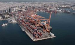 Bakan Uraloğlu: 'Aralık ayında 49,8 milyon ton yük elleçlendi'