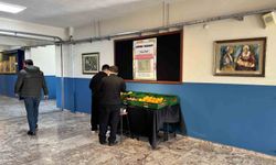 Bu okulda manav var, görevli yok