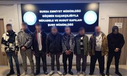 Bursa'da kaçak yabancı işçi operasyonu: 8 kişi yakalandı, 1 şüpheli gözaltında
