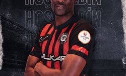 Çorum FK, Eyüpspor ile yollarını ayıran Mame Thiam'ı renklerine bağladı