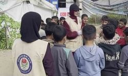 Eğitim-Bir-Sen, kurduğu 'Akif İnan Eğitim Çadırı' ile Gazze'ye desteğini destek oluyor