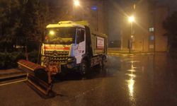 Esenyurt Belediyesi olumsuz hava şartlarına karşı 24 saat görev başında