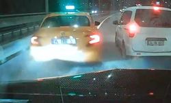 Eyüpsultan'da iki sürücünün inatlaşması zincirleme kaza ile bitti