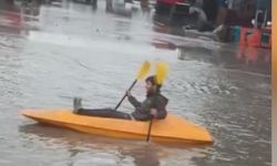 Gölde değil sokakta kano keyfi