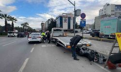 Hafif ticari araç ile çarpışan motosikletin sürücüsü yaralandı