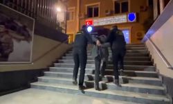 Hakkında 107 yıl hapis cezası bulunan firari Eyüpsultan'da yakalandı