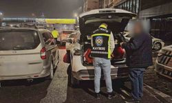 Kar üzerinde drift yapanlar polisten kaçamadı