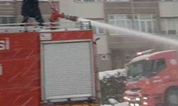 Karla kapanan yollar deniz suyuyla açılıyor