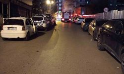 Kartal'da 5 katlı binanın çatısında yangın