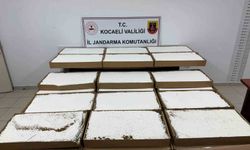 Kocaeli'de araçta 3 buçuk milyon liralık makaron ele geçti