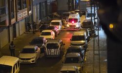 Küçükçekmece'de çatı katından düşen adam hayatını kaybetti