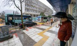 Manisa'da esnafın fırtına ve yağmurla imtihanı