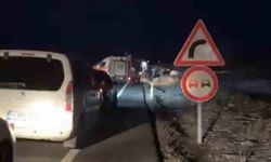 Mardin'de otomobil ile hafif ticari araç çarpıştı: 3 ölü, 2 yaralı