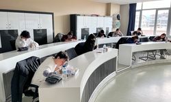 Öğrenci ve velileri sınav heyecanı sardı