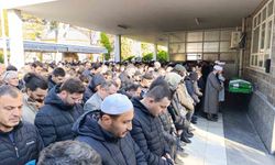 Tomruk taşıdığı vinçte akıma kapılarak hayatını kaybeden patron son yolculuğuna uğurlandı