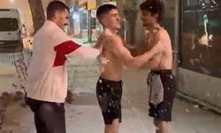 Yağan kar altında önce antrenman, ardından kar banyosu yaptılar
