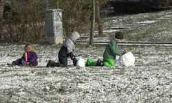 Yalova yeni yılı karla karşıladı