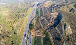 Yağış Sonrası Heyelan: İstanbul-İzmir Otoyolu Manisa Geçişinde Ulaşım Tek Şeride Düştü
