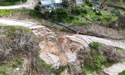 Alanya'da sağanak sonrası korkutan manzara