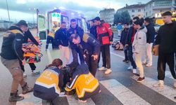 Ankara'da dengesini kaybeden motokurye yola savruldu