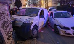 Ankara'da iki araç kafa kafaya çarpıştı: 1 yaralı