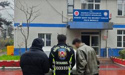 Bahçelievler'de makas atan sürücüler kameraya yansıdı