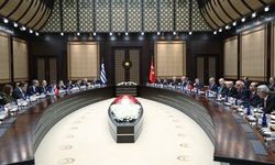 Bakan Kacır, Yunan mevkidaşı Theodorikakos ile bir araya geldi