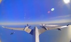 Bayraktar AKINCI'dan bir ilk: EREN mühimmatı ile hava atışında tam isabet