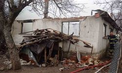 Bilecik'te yangın çıkan ev kullanılmaz hale geldi