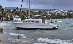 Bodrum'da korku dolu anlar: 8 tekne kıyıya sürüklendi