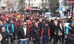 Bursa'da 6 Şubat şehitleri için sessiz yürüyüş