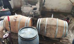 Bursa'da 800 litre kaçak şarap ele geçirildi