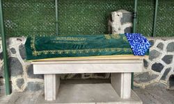 Bursa'da kalp krizi geçiren lise öğrencisi son yolculuğuna uğurlandı