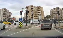 Bursa'da trafikte kameraya yansıyan küçük jest yürekleri ısıttı