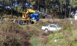 Dereye uçan kamyonetten yara alamadan kurtuldu