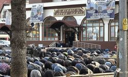 Düzce'de Ramazan bereketi camilere sığmadı