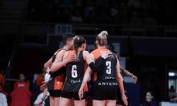 Eczacıbaşı Dynavit, Ankara'dan 1 puanla döndü