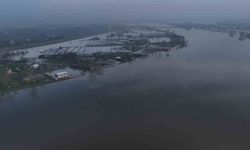 Edirne'de 'turuncu alarm' seviyesindeki Meriç Nehri'nde su debisi düşmeye başladı