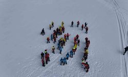 Erciyes'te gerçeği aratmayan çığ tatbikatı