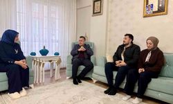 Esenyurt'ta Başkan Vekili Can Aksoy, ilk iftarını şehit ailesiyle açtı