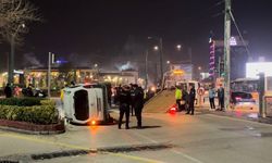 Gaziantep'te iki araç kafa kafaya çarpıştı: 3 yaralı