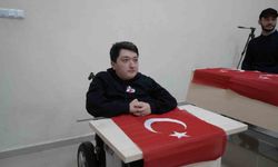 Gümüşhane Üniversitesi'nde ilk ders Türk Bayrağı'na ayrıldı