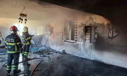 İbadete yeni açılan camide çıkan yangın söndürüldü