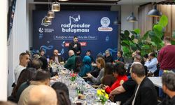 Karadeniz'e karşı radyo buluşması: Arnavutköy'de mikrofonlar aynı masada