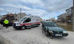 Karaman'da otomobil ile cip çarpıştı: 1 yaralı