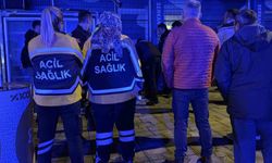 Motosiklet kazasında yaralanıp hastaneye gitmek istemeyen genci polis ikna etti