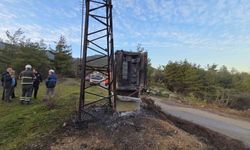 Patlayan elektrik trafosu alev aldı