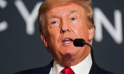 Trump’tan İran Ordusu ve Devrim Muhafızlarına Silah Bırakma Çağrısı