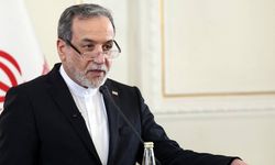 Arakçi’den sert çıkış: “Siviller hedef alınırsa ABD üsleri vurulur”