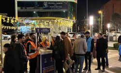 AK Parti İstanbul'dan 39 ilçenin 961 mahallesinde lokum ikramı